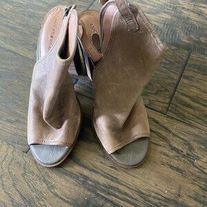 Lucky Brands Saimy Brown Suede Boots, Size 10M, Color: Dune